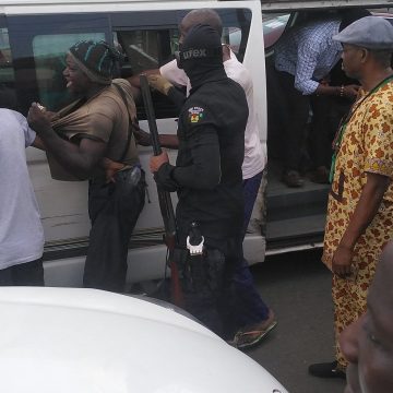 Edo government evacuates 27 lunatics, destitute, beggars from Benin