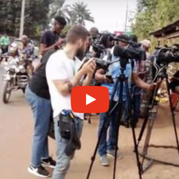 INEC ad hoc staff setting up at a polling unit in Anambra: video