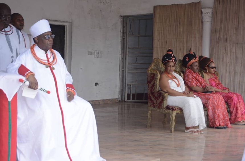 Emoro festival climaxes as Oba of Benin appears with his Queens