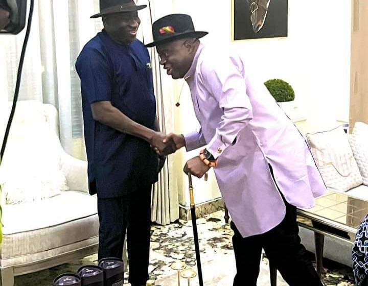 Diri leads delegation to Jonathan’s family for supporting his re-election