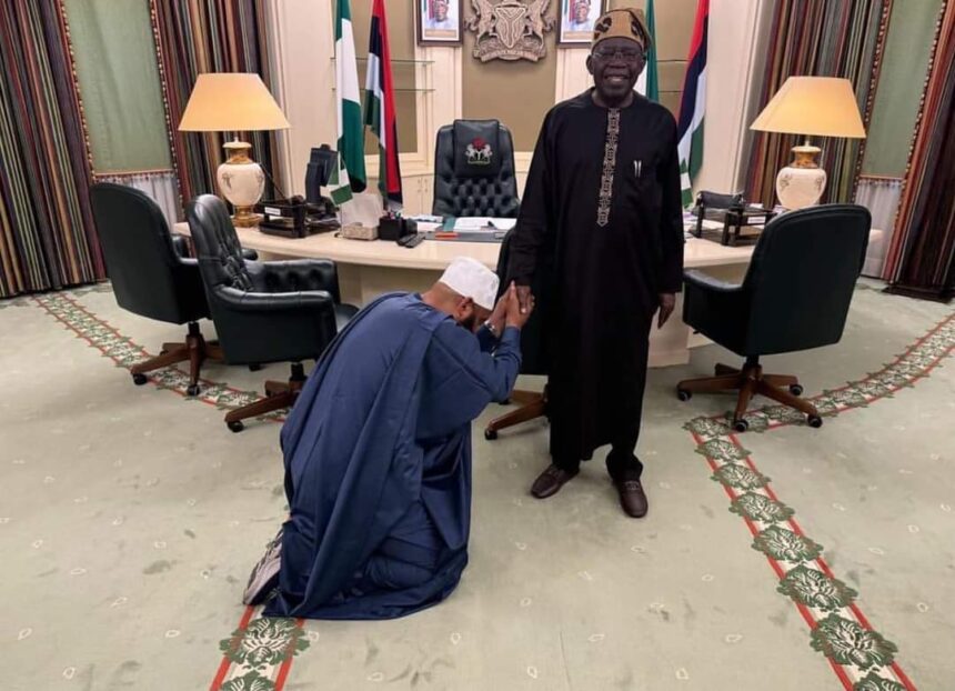 Niger gov kneels to greet Tinubu amid online buzz