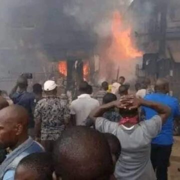 Okpebholo consoles Edo market fire victims
