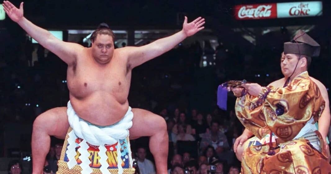 Wrestler yokozuna dies of heart failure at 54