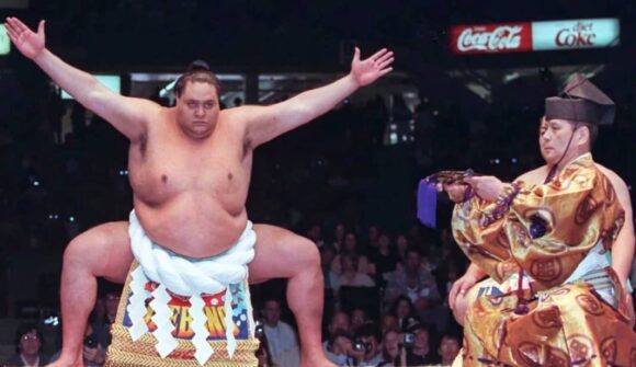 Wrestler yokozuna dies of heart failure at 54