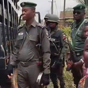 Outrage as hoodlums beat up UNIBEN Guard