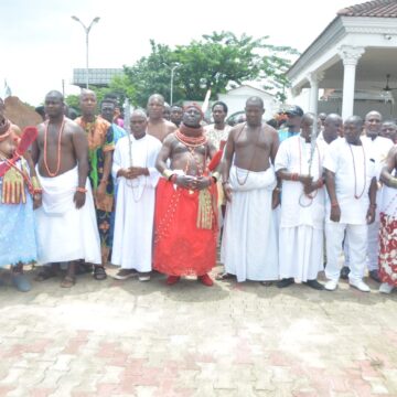 Oba of Benin Chiefs perform Pilgrimage rites