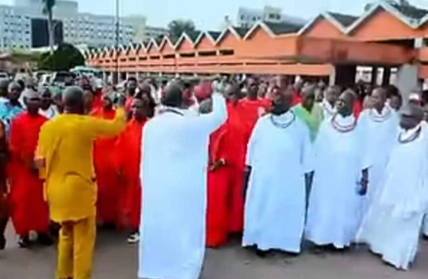 Court adjourns suit against Oba of Benin with suspended Enigie