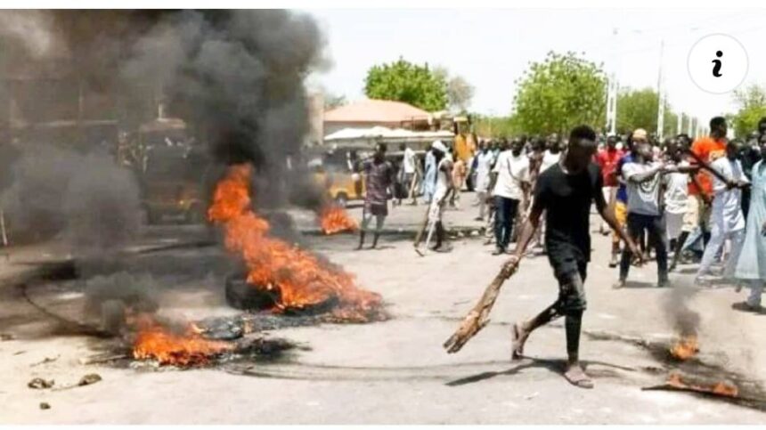 Touts vandalize, extort motorists on Benin-Lagos road