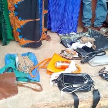 Vote buyer faking journalist, 8 others arrested in Edo