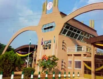 Hoodlums invade  UNIBEN Energy Centre