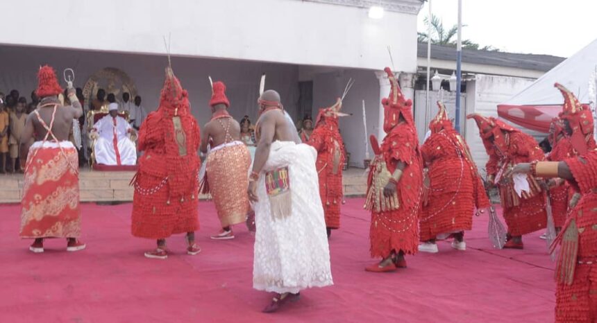 Ancestral relations mark emorọ with Oba of Benin