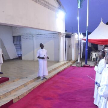 Christian leaders round-off prayer with Oba of Benin