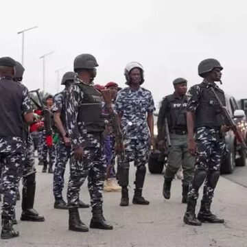 Police kill 5 kidnappers, free 3 hostages on Lagos-Ibadan highway