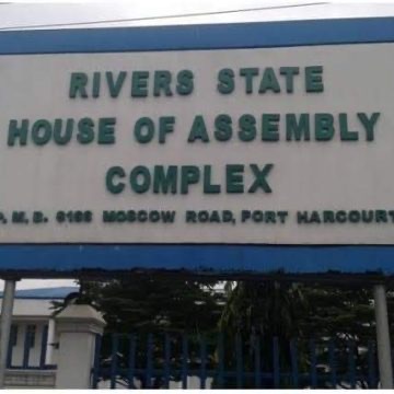 Pro-Wike lawmakers issue ultimatum to gov Fubara