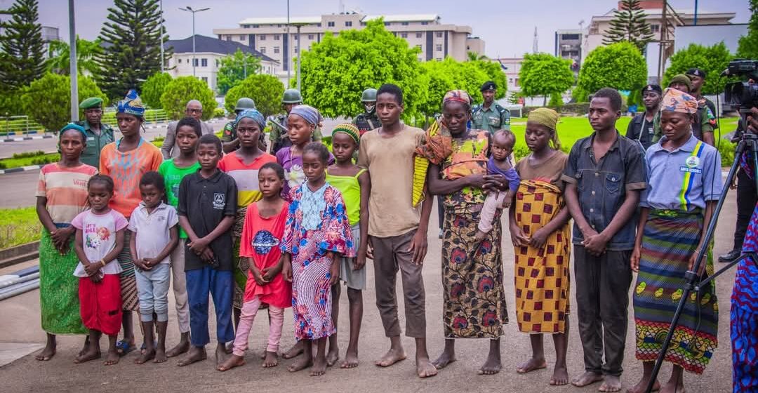 3 highway robbers killed, 17 Kaduna hostages freed