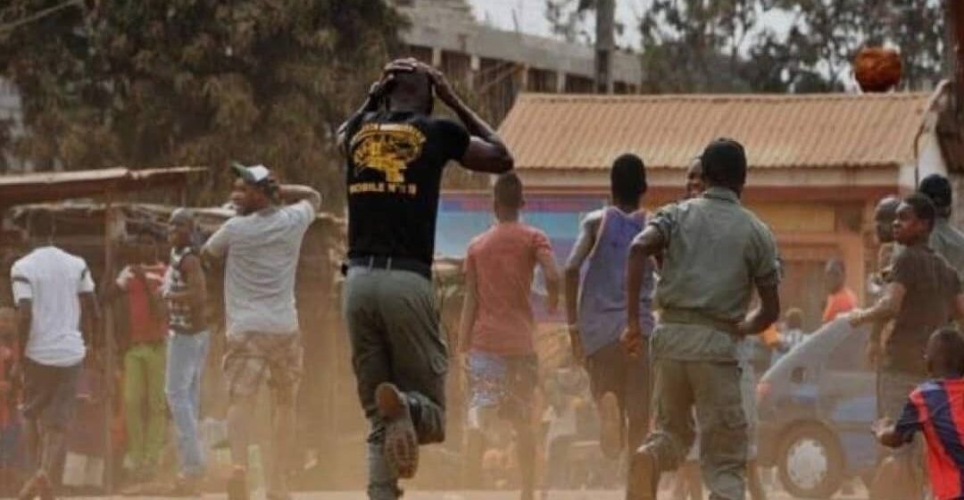 91f46b93-dc64-4d3c-8908-3d21f6c155d4 Mob invade Edo police station over fatal crash involving ‘yahoo boy’